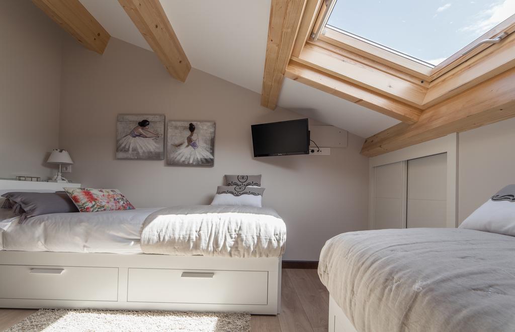 Nova Compostela Apartments Σαντιάγο ντε Κομποστέλα Δωμάτιο φωτογραφία