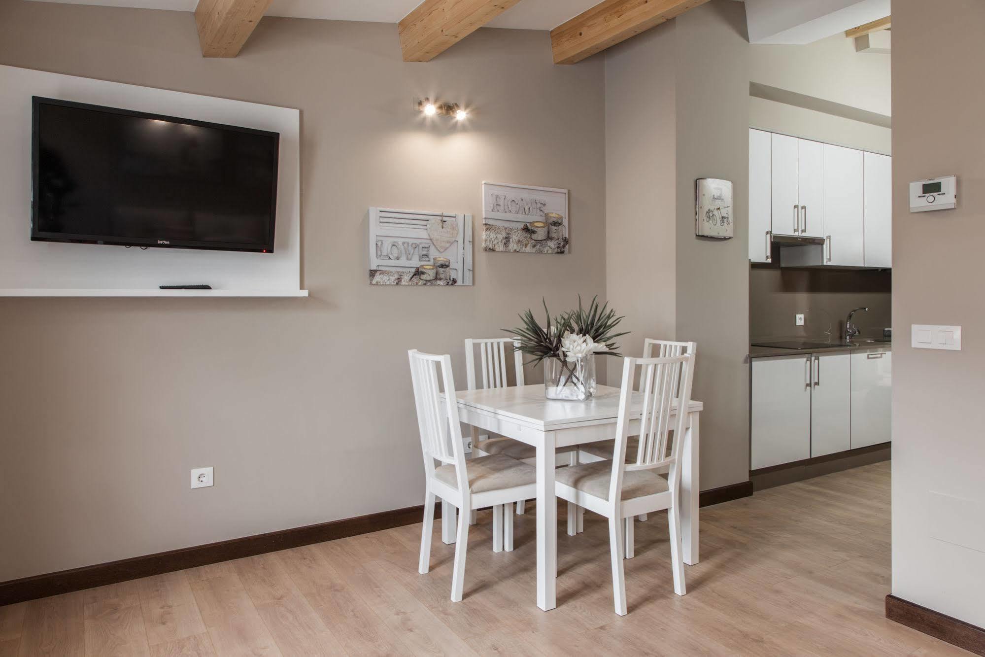 Nova Compostela Apartments Σαντιάγο ντε Κομποστέλα Εξωτερικό φωτογραφία